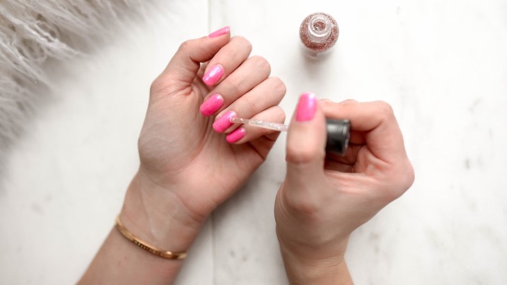 BIAB Nails, Cat Kuku Gel yang Mampu Memanjangkan dan Membentuk Kuku