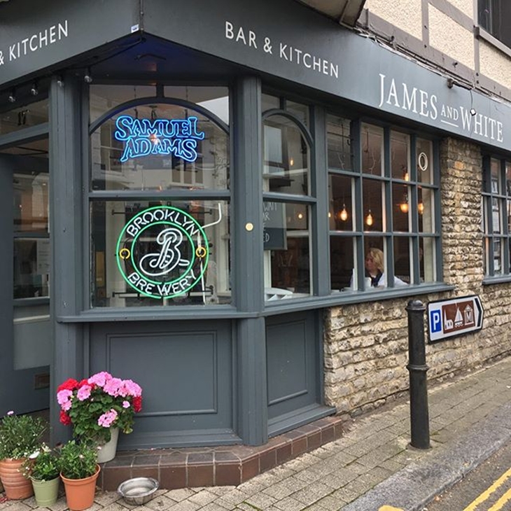 Kafe di Christchurch, Dorset. (Foto: instagram.com/thepriorychurch)