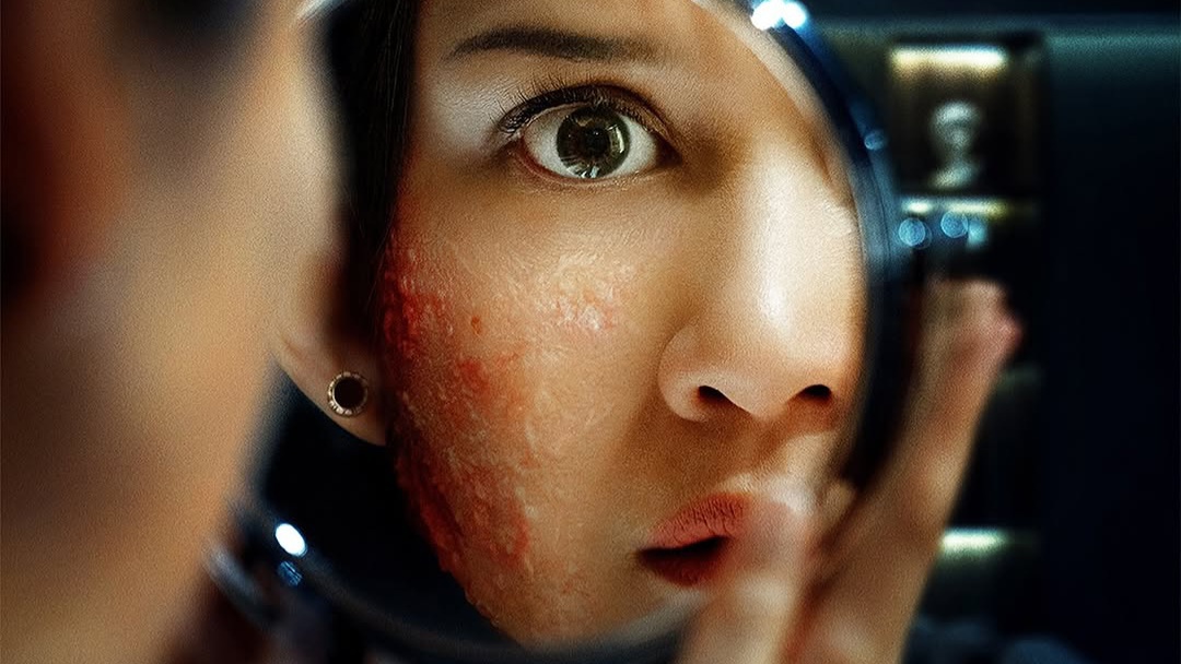 Film 'A Normal Women' Tayang di Netflix 24 Juli 2025, Angkat Kisah Pengasingan Diri Akibat Penyakit Misterius
