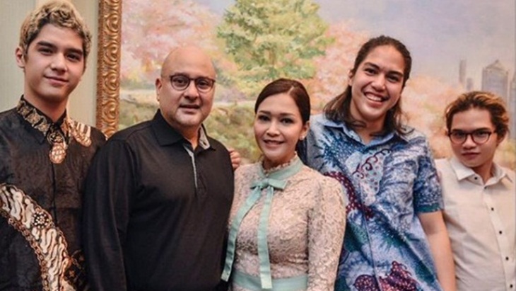 Resmi Menikah, Maia Estianty Kebanjiran Ucapan Selamat Dari Para Selebritas