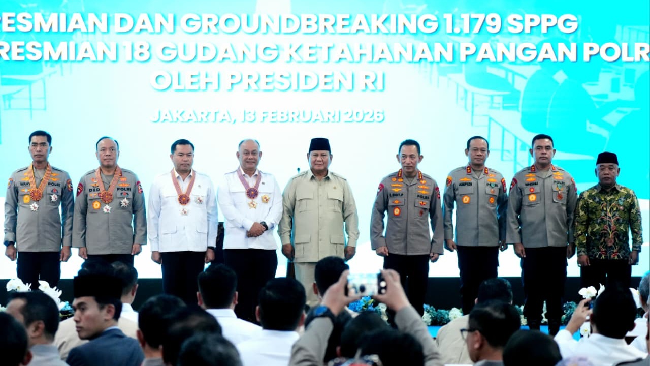 Presiden Anugerahkan Tanda Kehormatan untuk Penggerak MBG dan Ketahanan Pangan