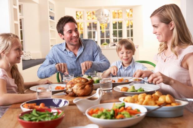 9 Tata Cara Makan Yang Harus Di Ajarkan Pada Anak