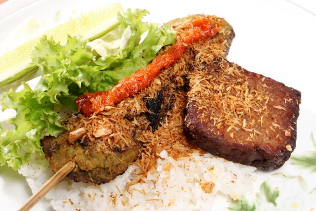 Advertorial: Ayam Bakar “Mentes” Khas Pasuruan, Jawa Timur