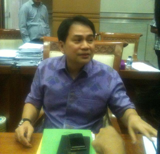 Kisruh Partai Golkar, Azis Syamsudin Pilih Yang Sesuai Konstitusi