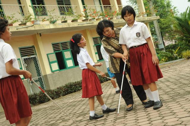 Curhat Guru SLB : Beban Tinggi Gaji Megap-Megap (1)