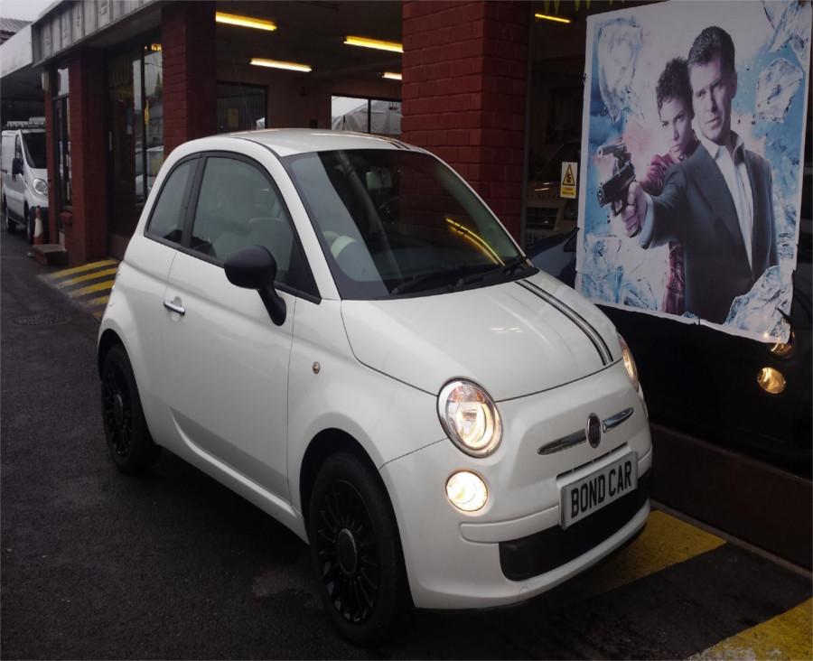 Fiat 500 Tunggangan Terbaru James Bond 