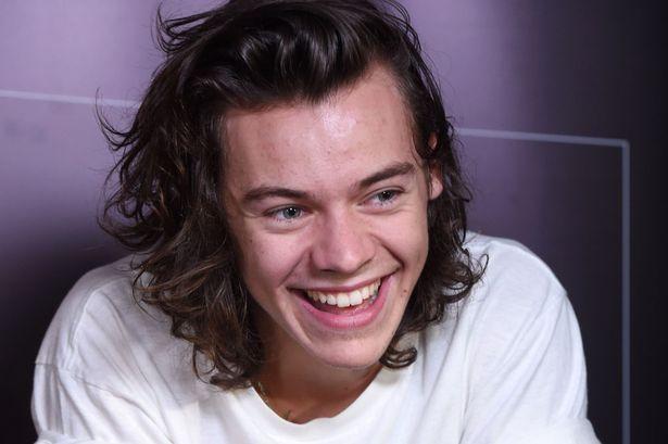 Harry Styles Berhenti Mabuk Demi Natal 