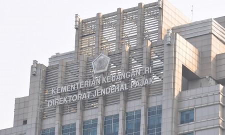 Jokowi Didesak Ambil Alih Proses Lelang Dirjen Pajak