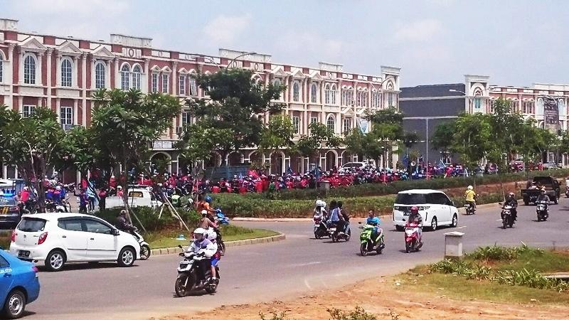 Jumhur Hidayat: Tingkatkan Pelayanan dan Perlindungan TKI