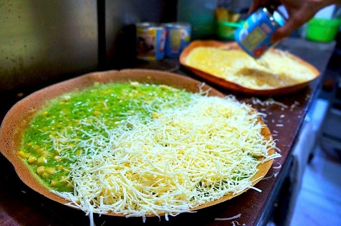 Lezatnya Martabak Pandan Jagung Keju
