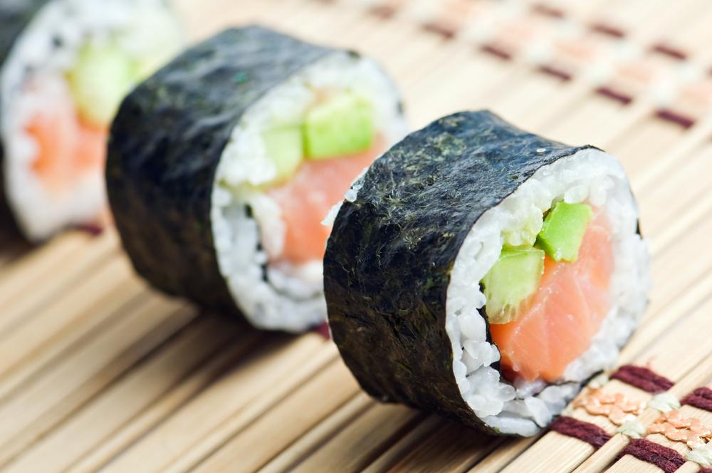 Manfaat Makan Sushi