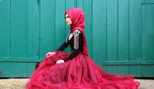 Meski Sering Dianggap Aneh, Pelajar Kanada Tebarkan Kebaikan dengan Hijab