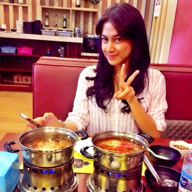 Pelihara Kucing, Nina Zatulini : Selain Sebagai Mood Booster Juga Bisa Menghasilkan