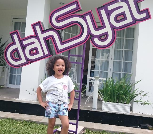 Romaria Simbolon “Si Jugul” yang Menggemaskan