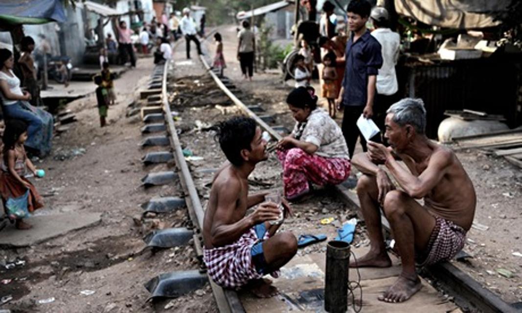 SOS Program Ampuh Tanggulangi Kemiskinan