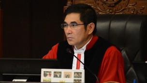 Surati Jokowi, Ketua MK Bantah Tolak Refly dan Todung
