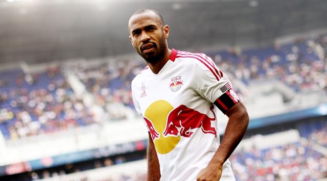 Thierry Henry Umumkan Gantung Sepatu