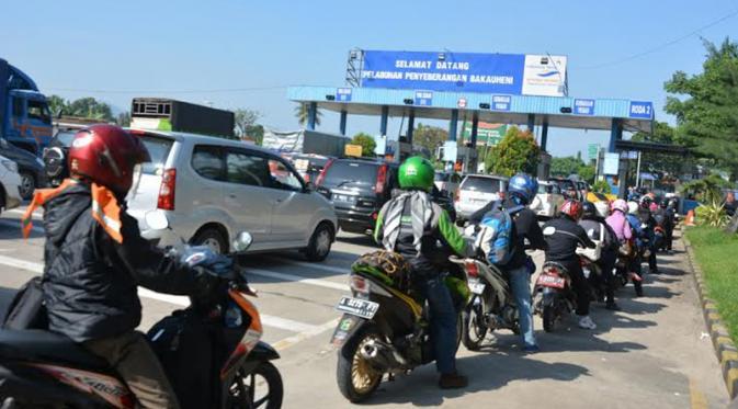 Tips Mudik: Tetap Nyaman Kala Berkendara Jarak Jauh