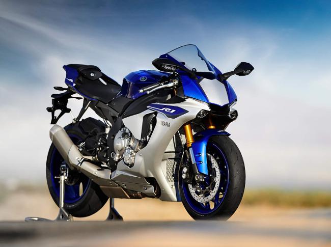 YZF-R1: Superbike Andalan Yamaha 2015